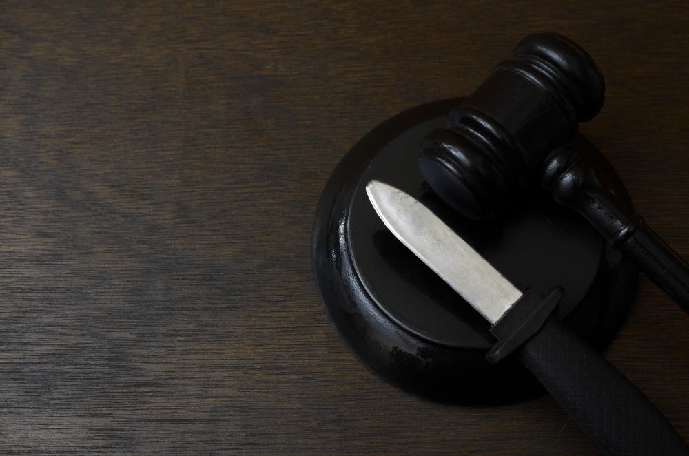 No Conviction for Teen on Threat and Weapons Charges | EAS Legal